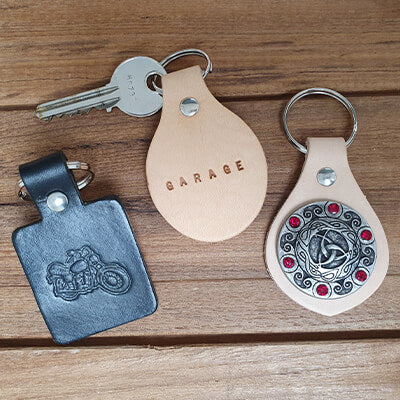 Découpe BLASON pour porte clés en cuir à riveter - Image 3