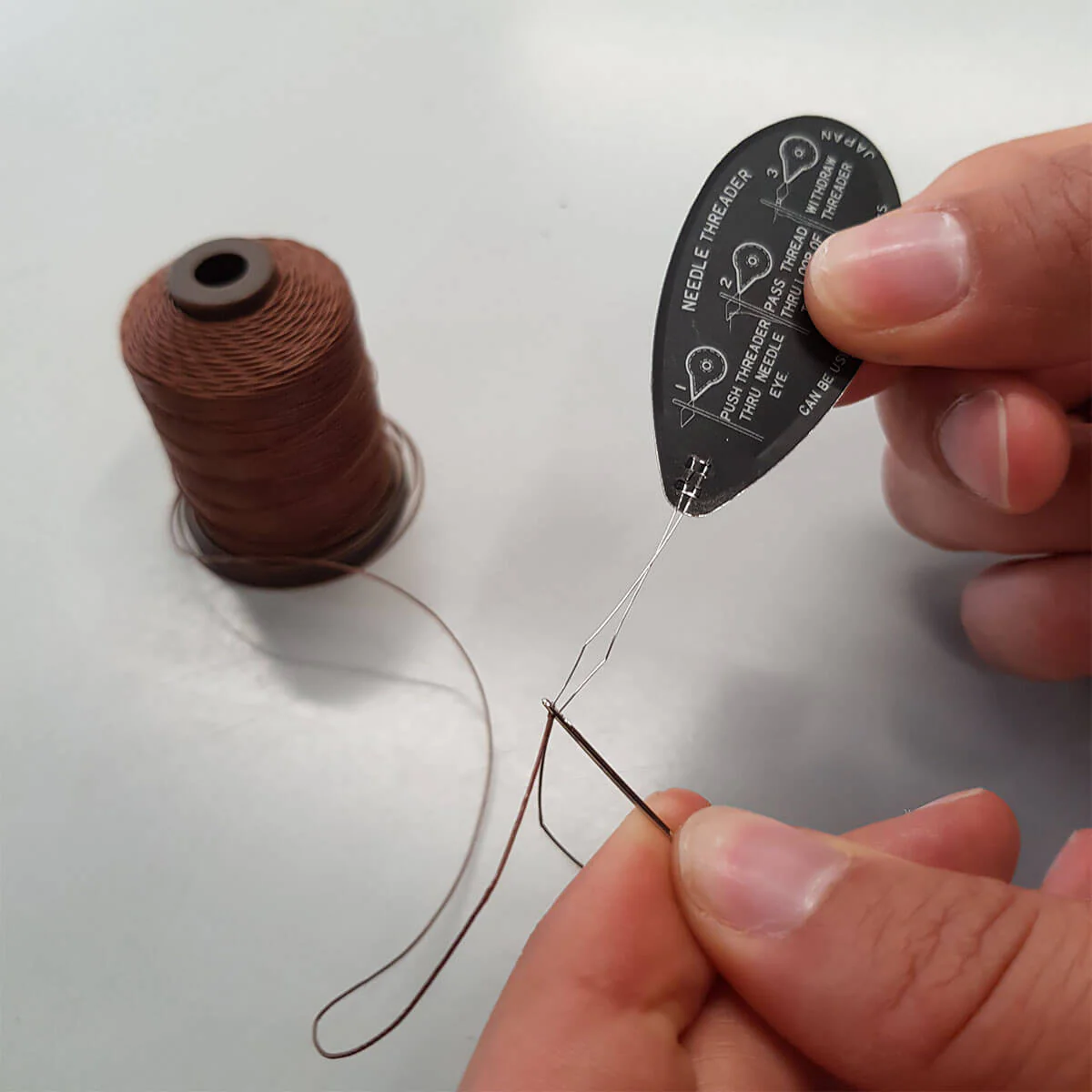 Enfile Aiguille Japonais - Image 3