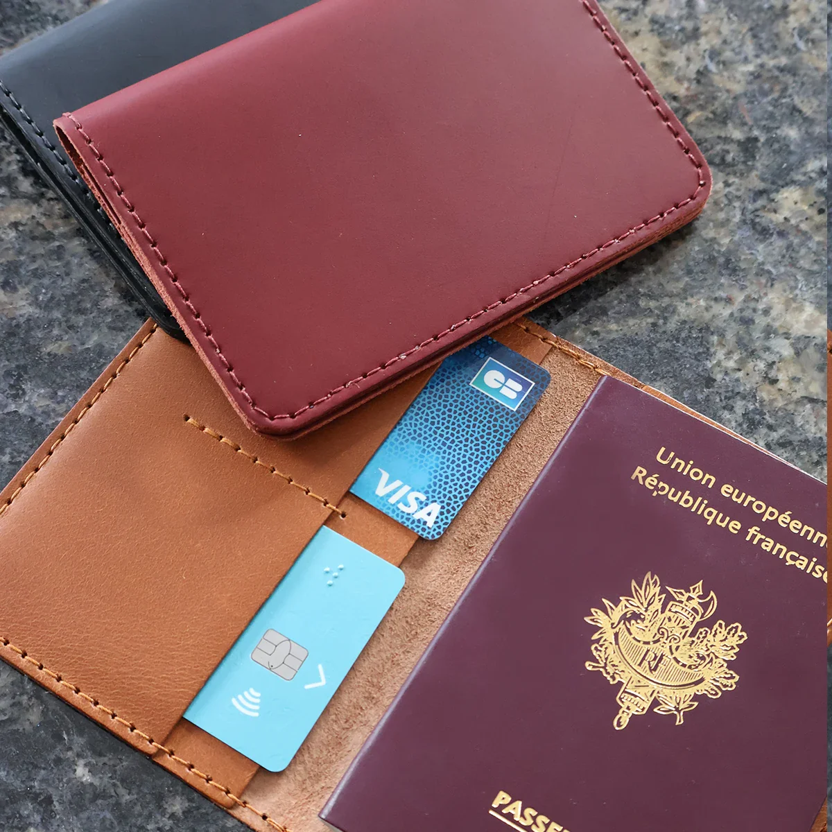 Kit DIY - Porte-passeport en cuir de croupon tannage végétal - COGNAC - Image 3